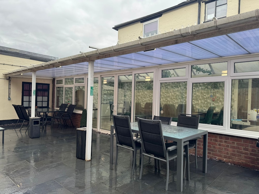 OYO Watton Vibe Hotel 34/50