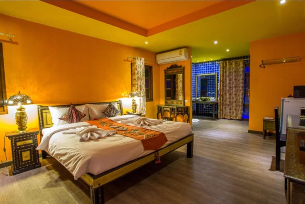 CHANGPUAK BOUTIQUE HOUSE 14/57