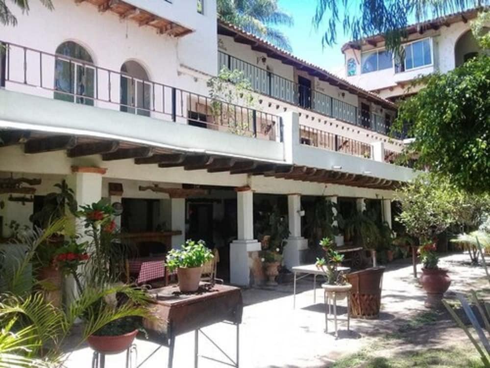 Hacienda la Puerta de Enmedio 3/56