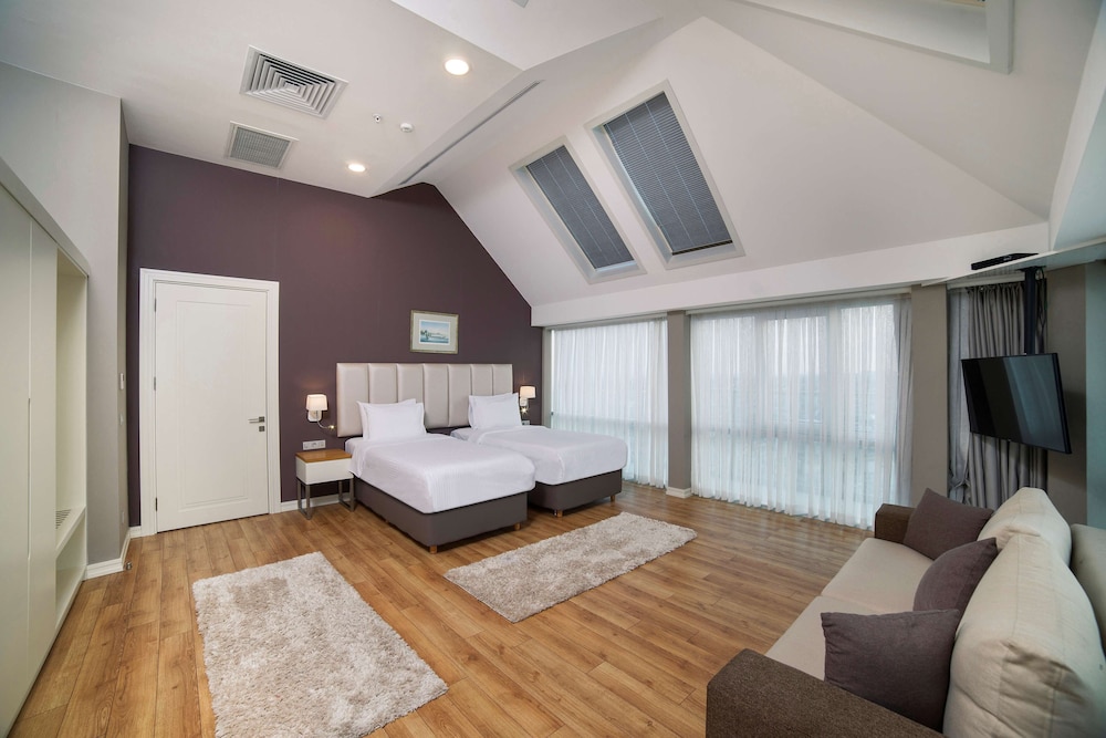 Radisson Residences Avrupa Tem Istanbul 25/66