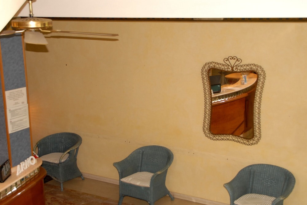 Hotel Arno Rimini 24/44