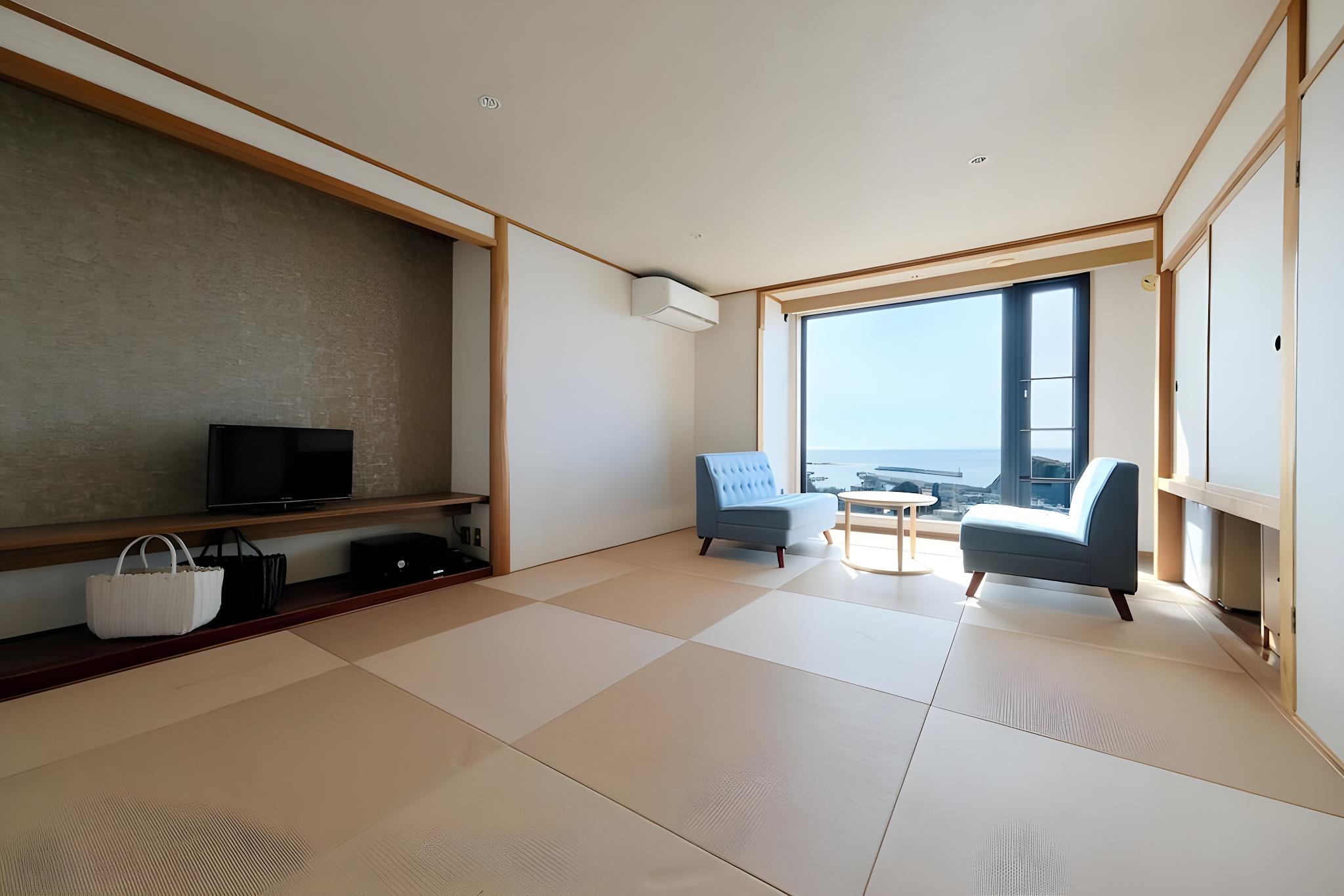 Japanese, No Bathroom, Top Floor