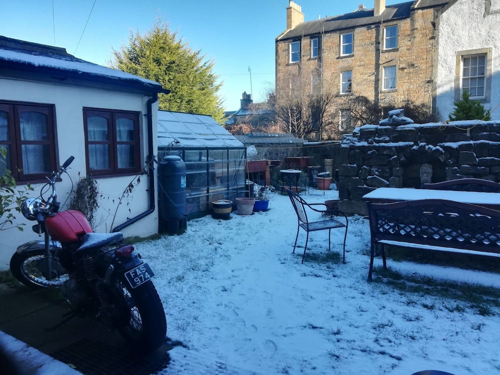 Argyle Backpackers 26/50