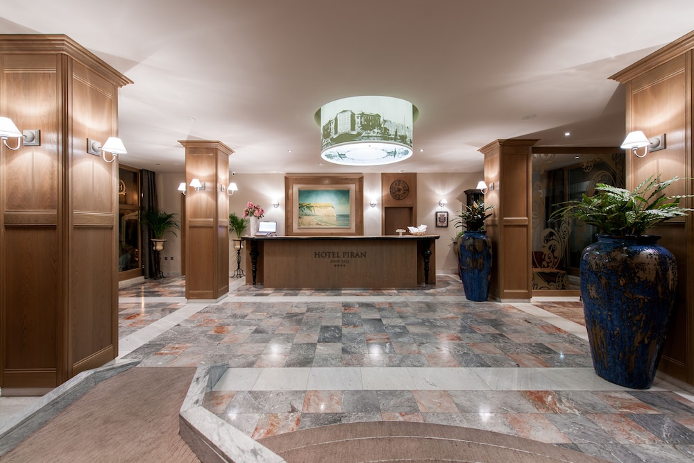 Hotel Piran 4/42