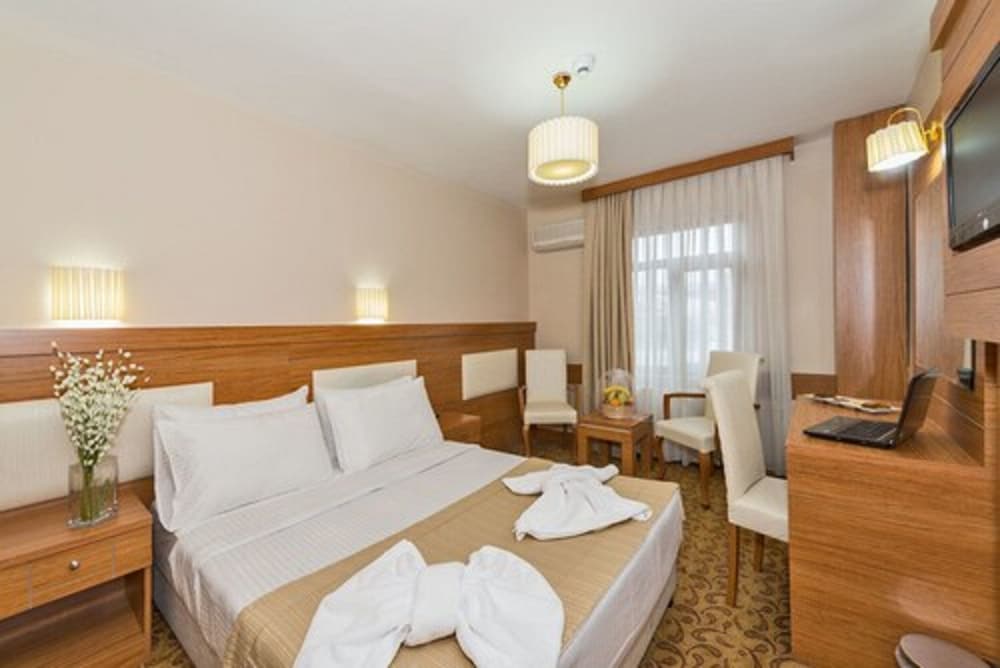 Selenay Hotel Istanbul 7/29