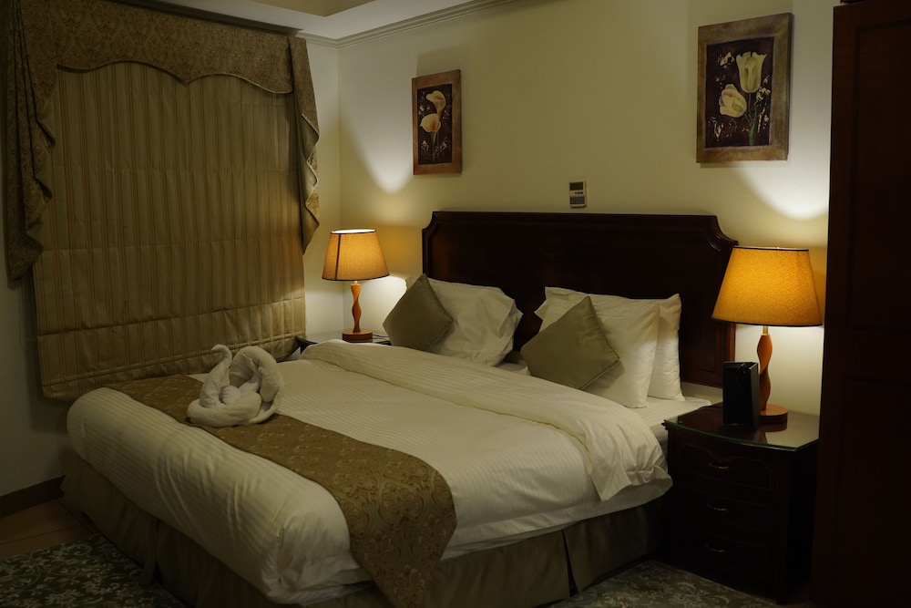 بيست ويسترن بلس ساند روز سو(Sand Rose Suite Hotel) 10/61