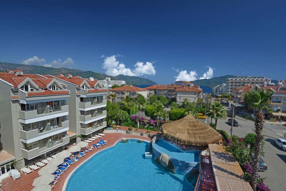 Begonville Hotel 45/50