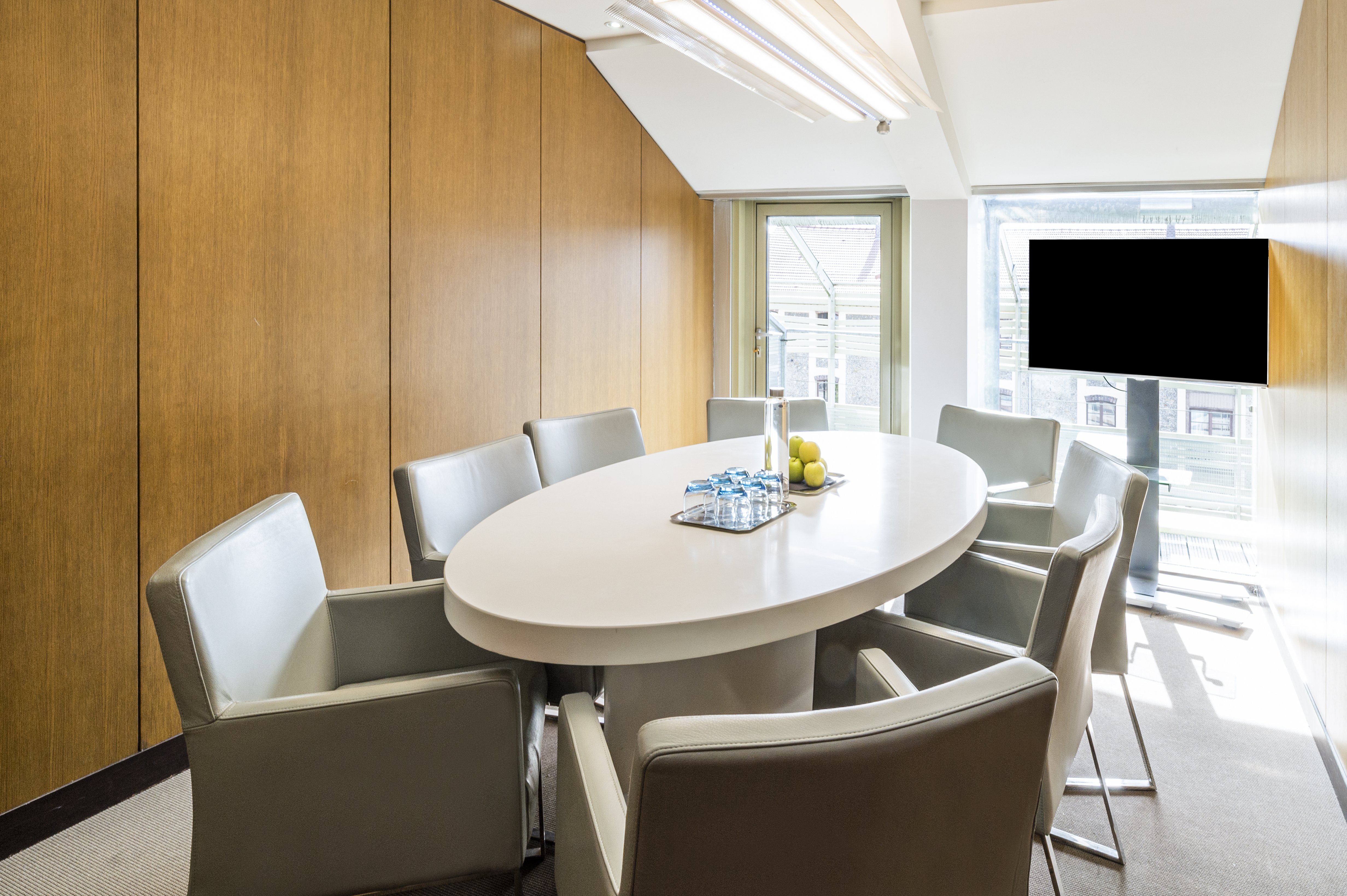 Holiday Inn Express Paris - Canal de la Villette 53/63