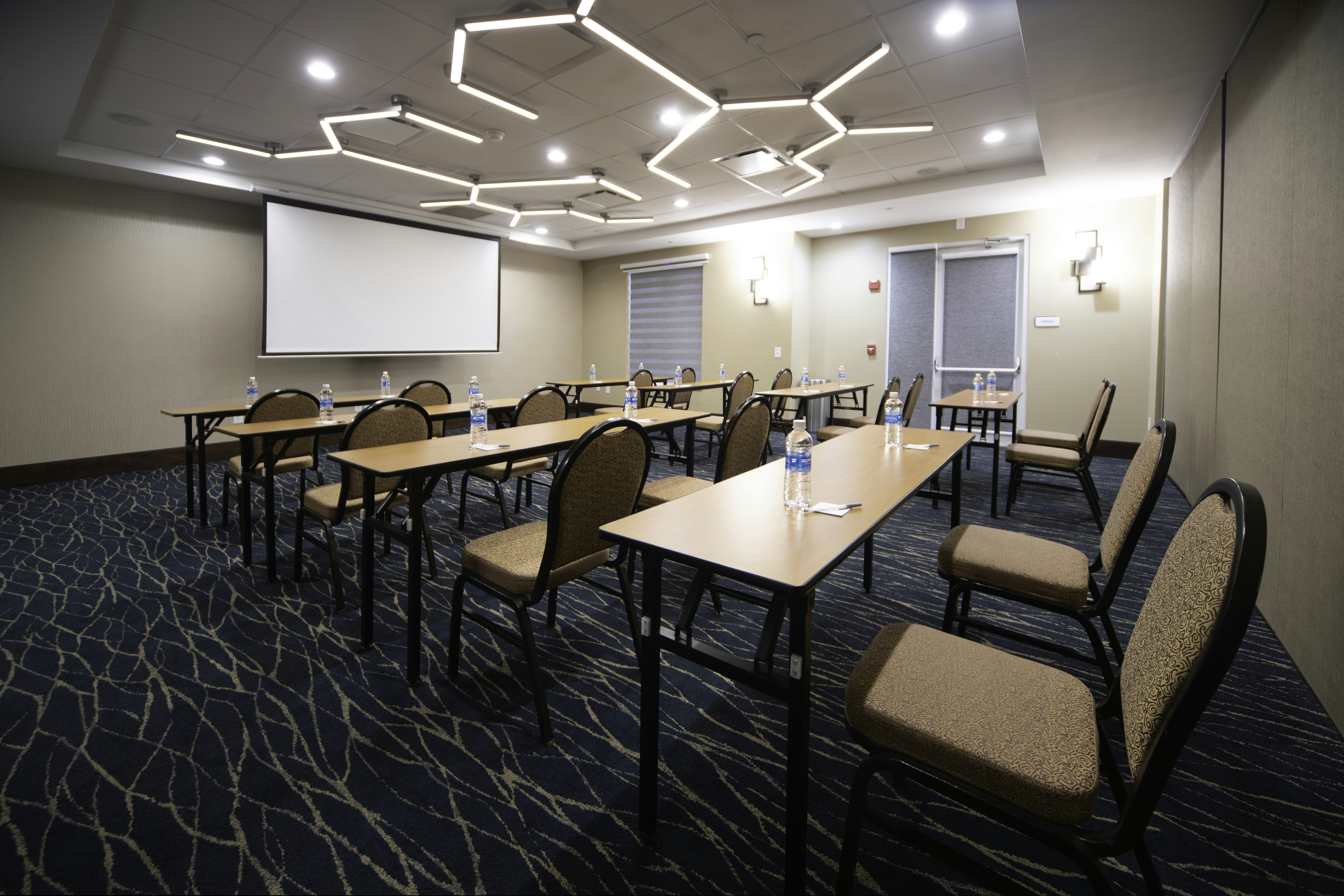 Hilton Garden Inn Fayetteville Fort Bragg 49/60