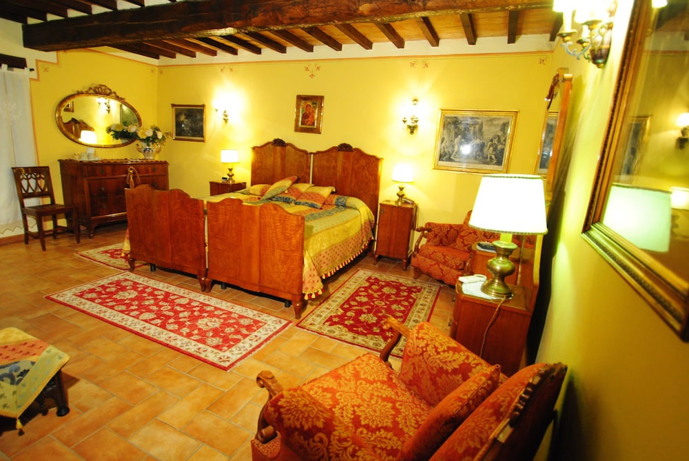 Albergo Torre Sangiovanni 55/75