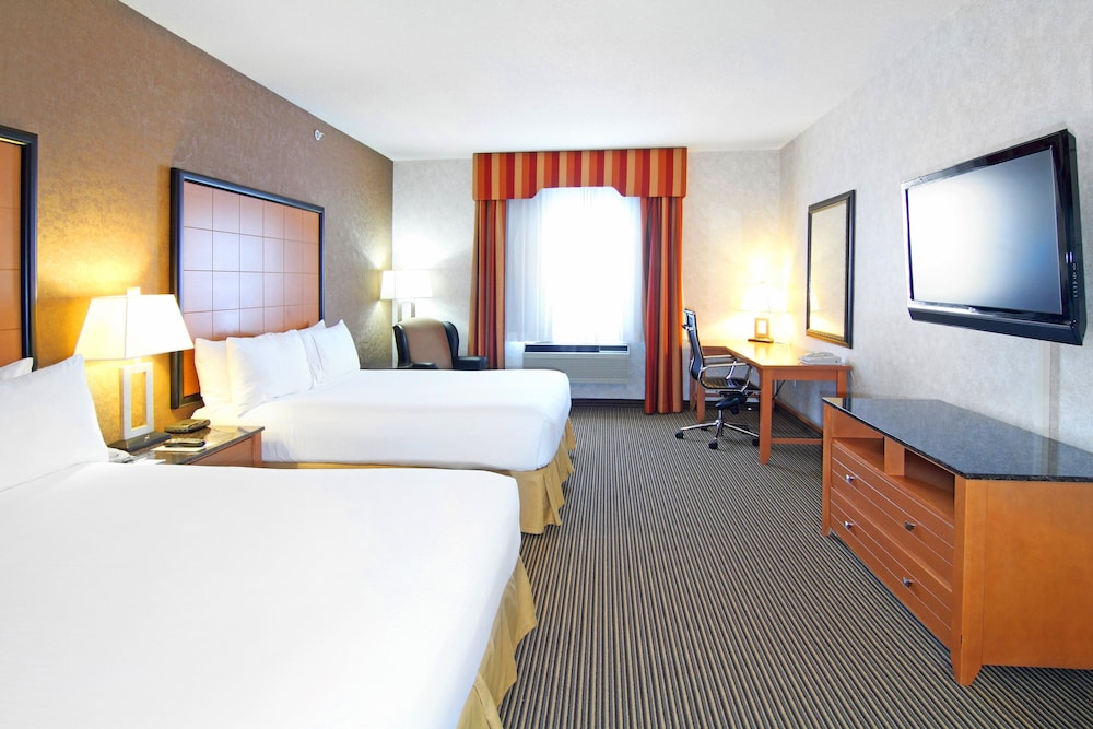 Holiday Inn Express Hotel Suites Calgary South Macleod Trail S 15/73