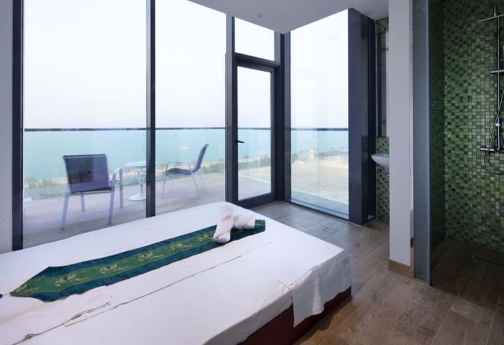 C Central Resort The Palm 29/75