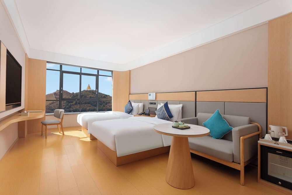Days Hotel by Wyndham Aba Hongyuan 17/24