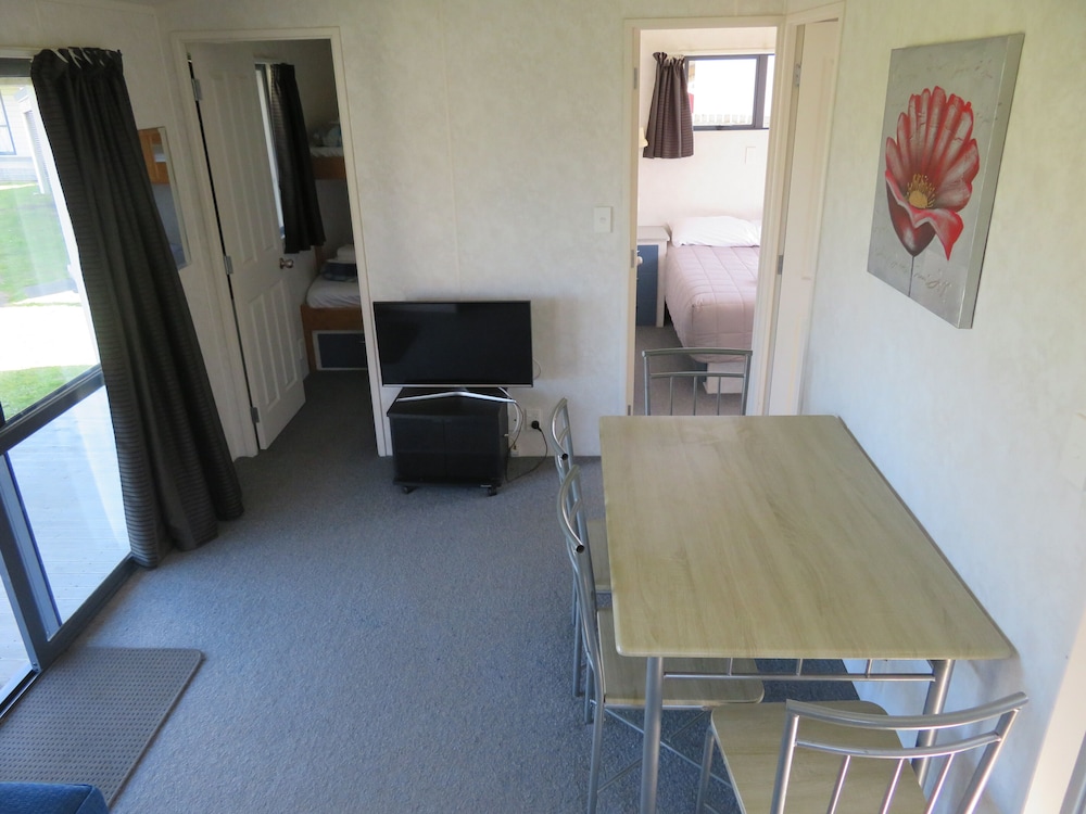 Whanganui Seaside Holiday Park 34/50
