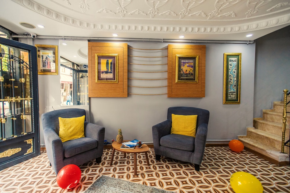 Maduro Hotel 16/21