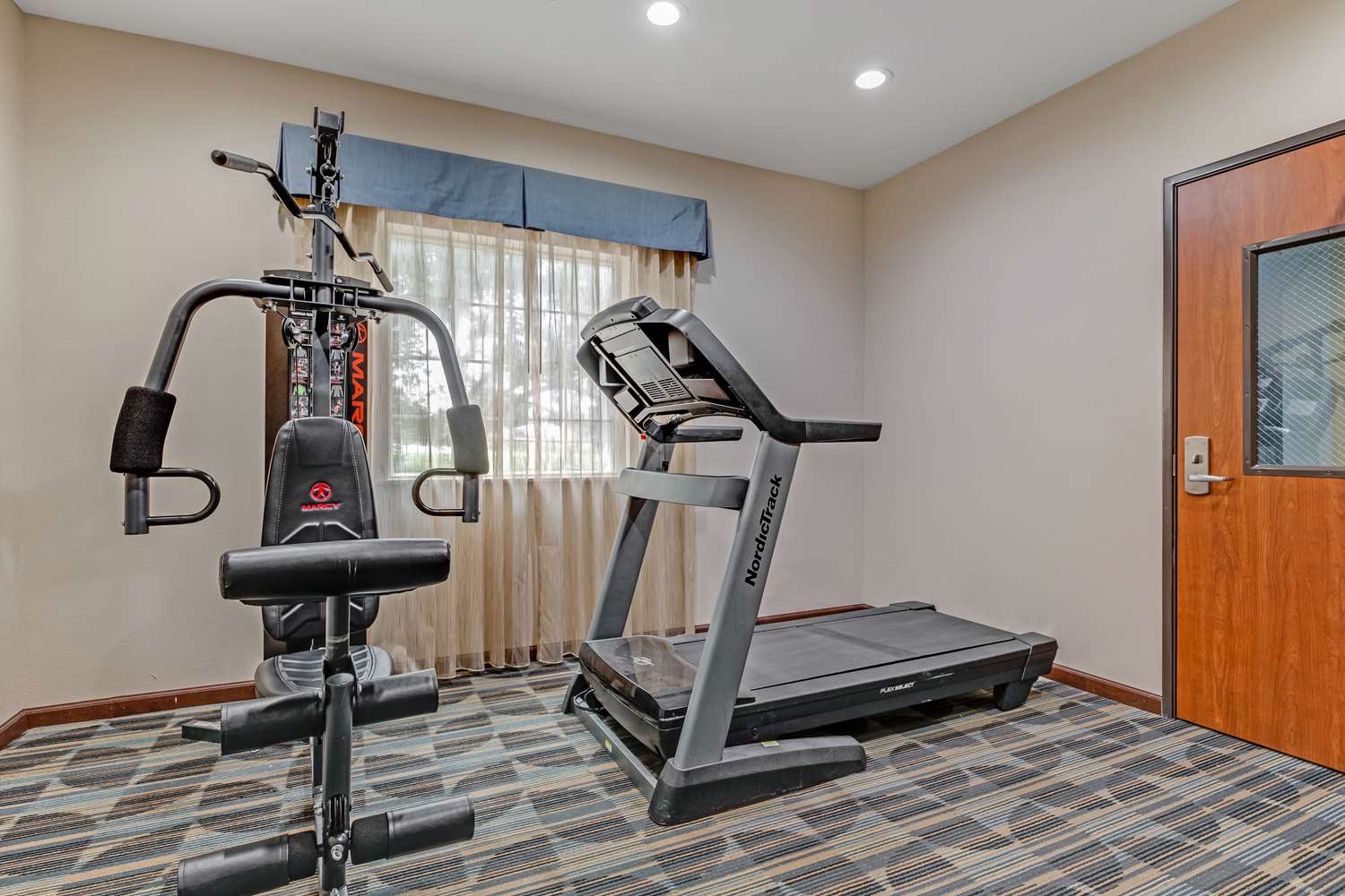 Surestay Plus By Best Western Owasso Tulsa North 22/39