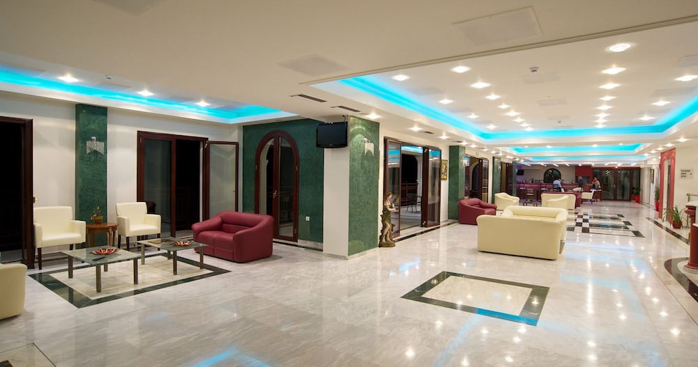 Kefalonia Bay Palace by GHH 32/50