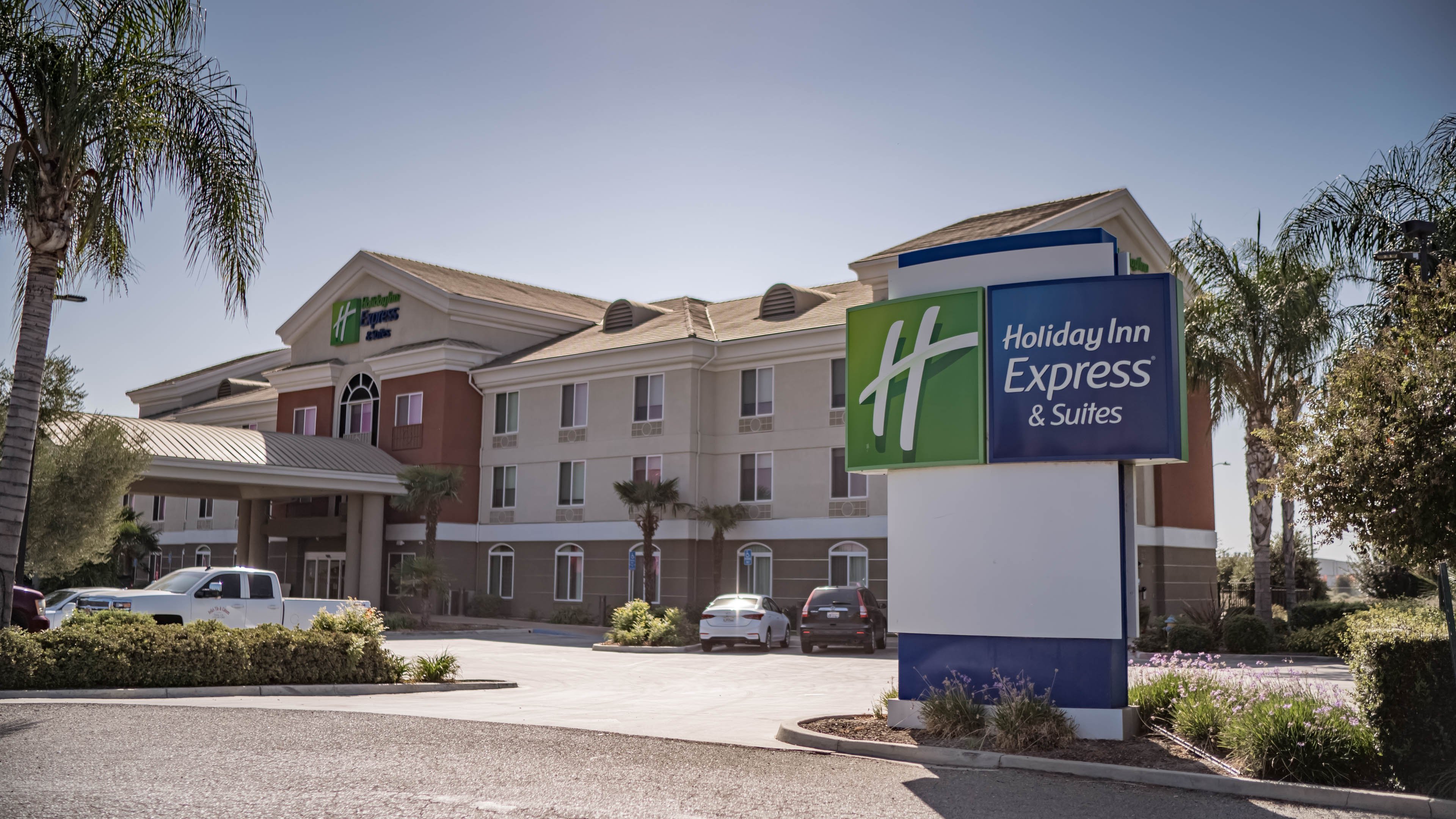 Holiday Inn Express Hotel And Suites Porterville 1/26