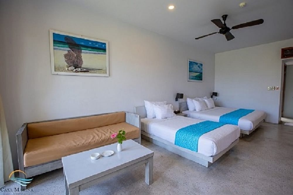 Deluxe, Triple, 1 Double and 1 Single Bed, Sea View