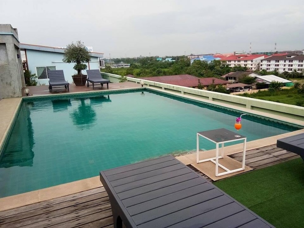 Ananya Residence Service Apartment 38/65