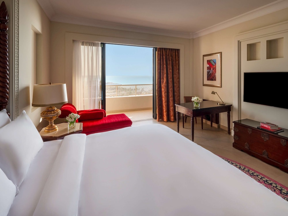 Sofitel Bahrain Zallaq Thalassa Sea and Spa 20/70