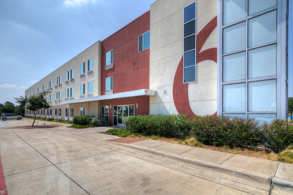 Motel6 Roanoke, TX - Northlake - Speedway 27/48