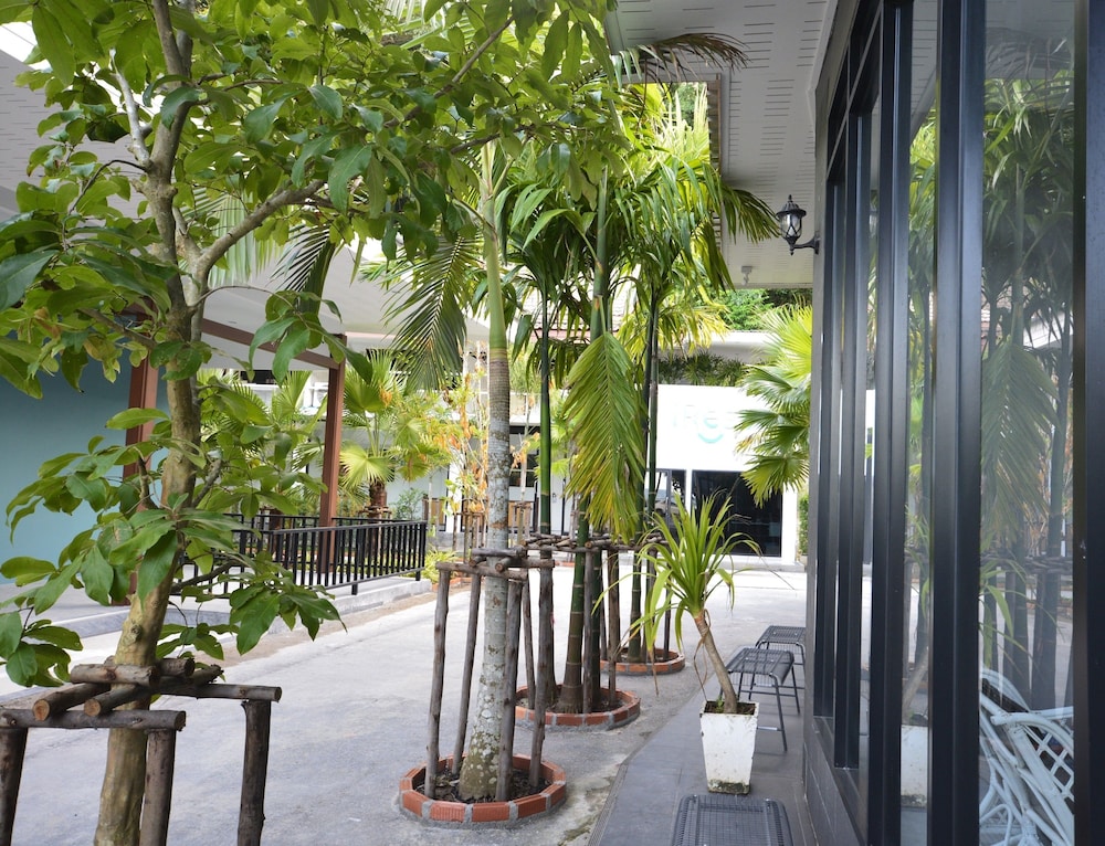 Irest Ao Nang Sea Front Sha Certified 30/36