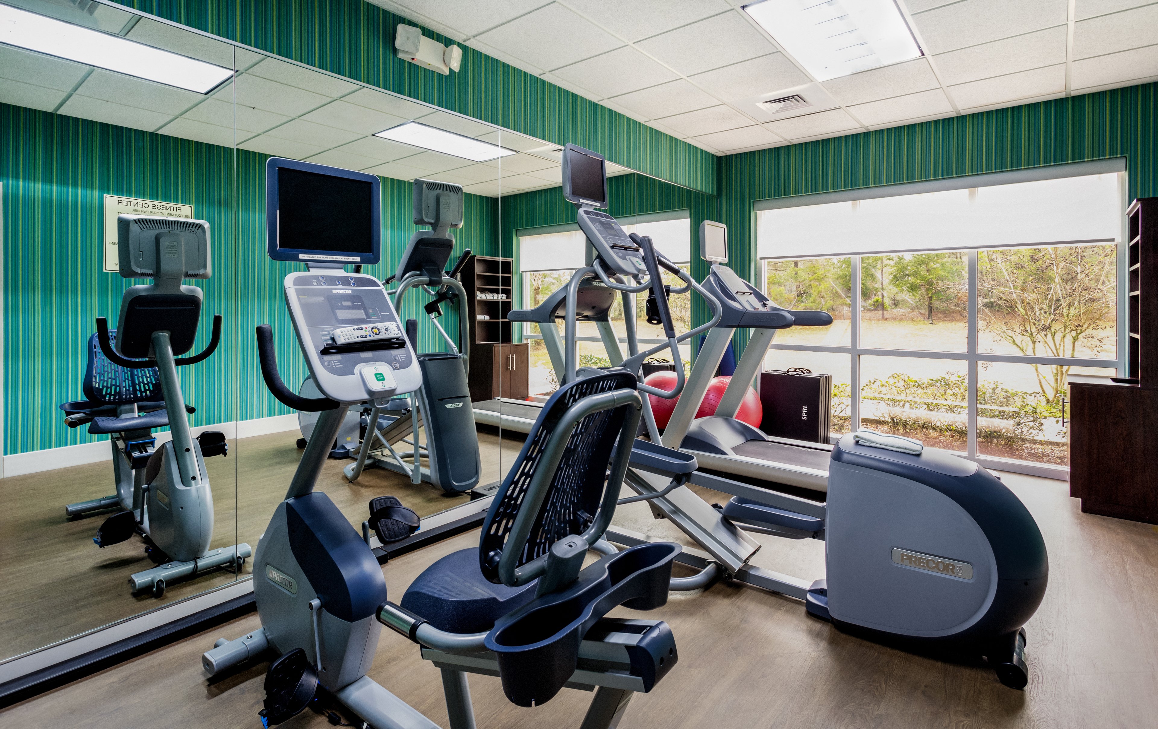 Holiday Inn Express And Suites Inverness Lecanto 16/26