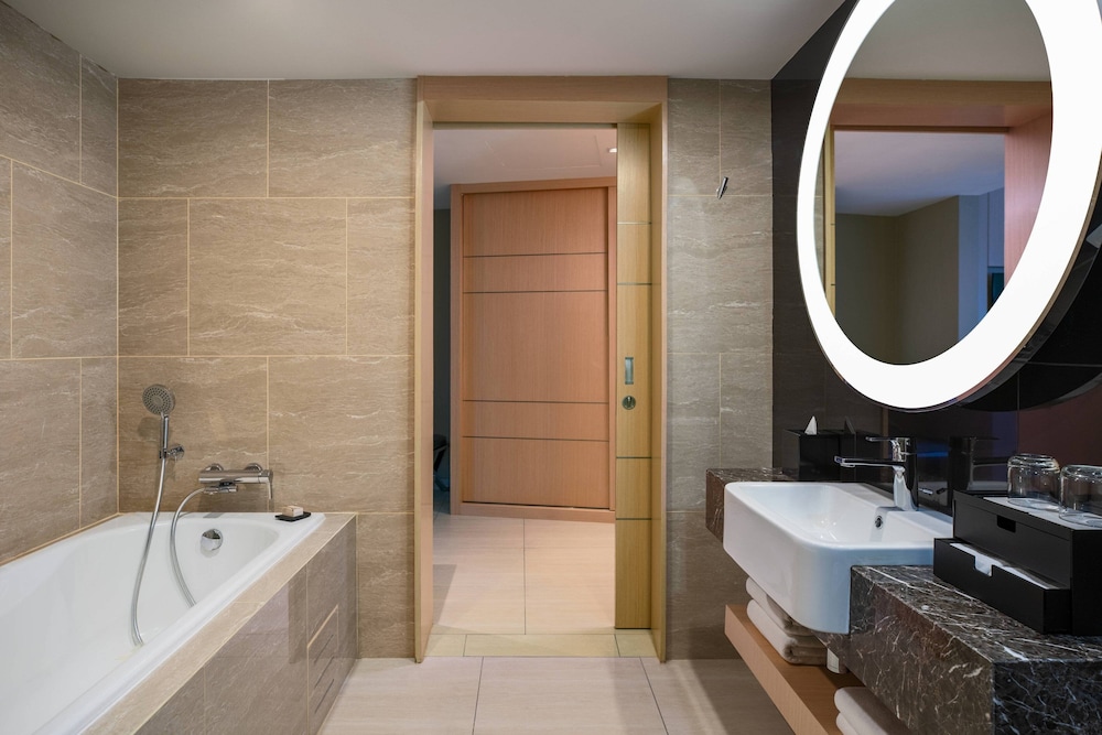 Renaissance Kuala Lumpur Hotel & Convention Centre 4/35