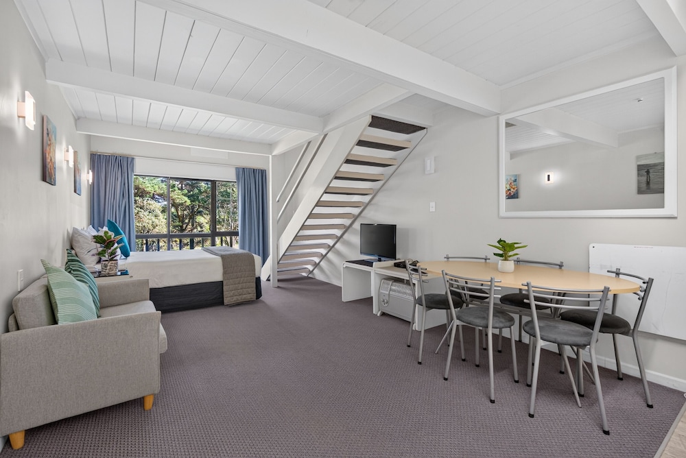 Capital Gateway Motor Lodge 38/62