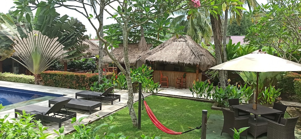 Mama Bella S Retreat 4/44