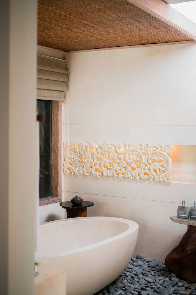 The Udaya Resort Spa 25/74