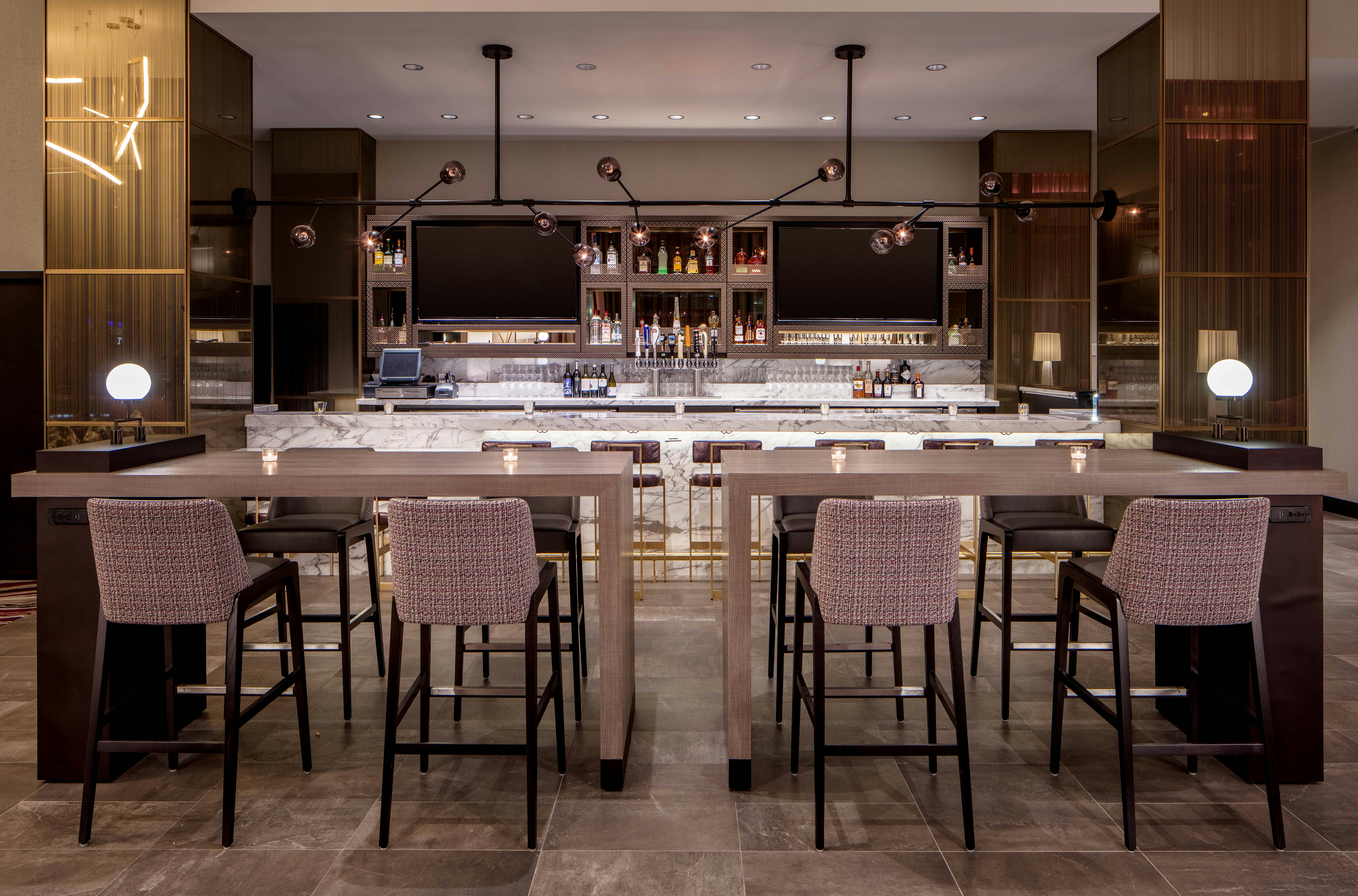Embassy Suites By Hilton Minneapolis Downtown Hotel 41/62