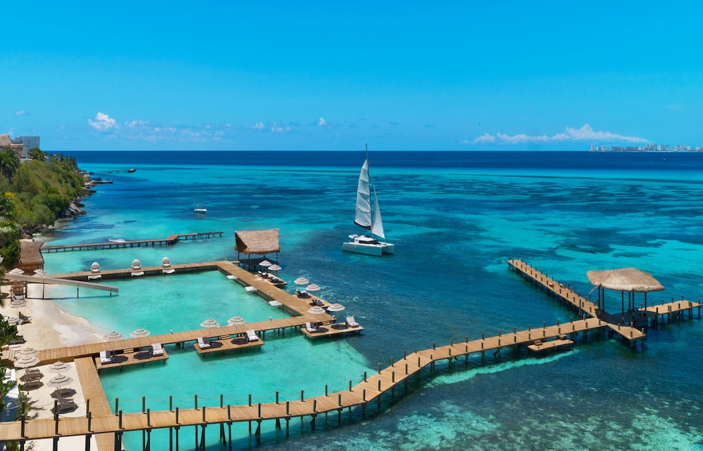 Impression Isla Mujeres by Secrets 44/50