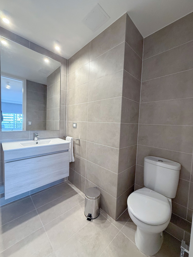 APART HOTEL SPOT SUITES 49/50
