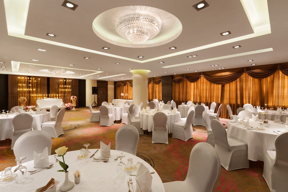 فندق هوارد جونسون الدمام(Howard Johnson by Wyndham Dammam) 31/43
