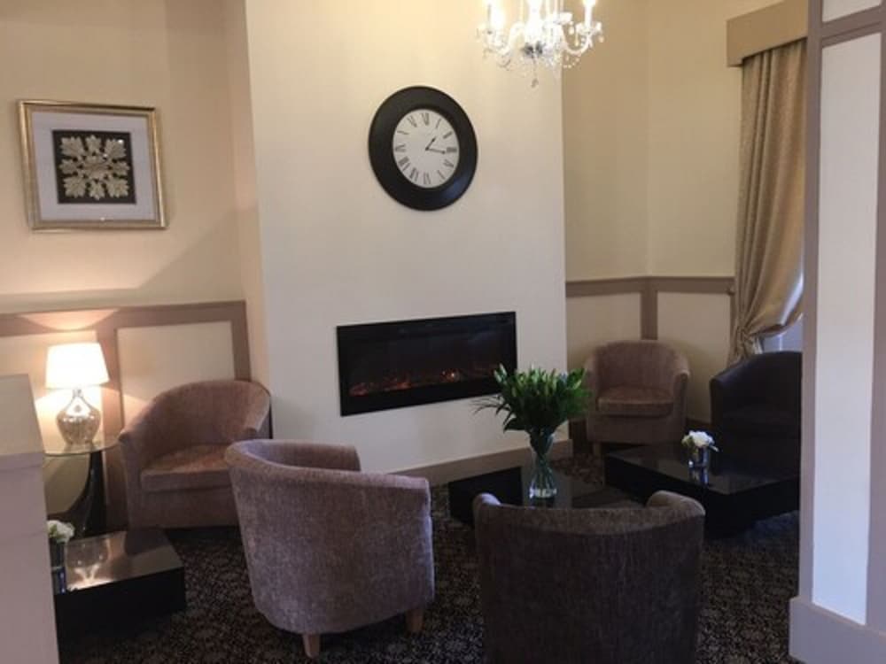 Royal Grosvenor Hotel 28/50