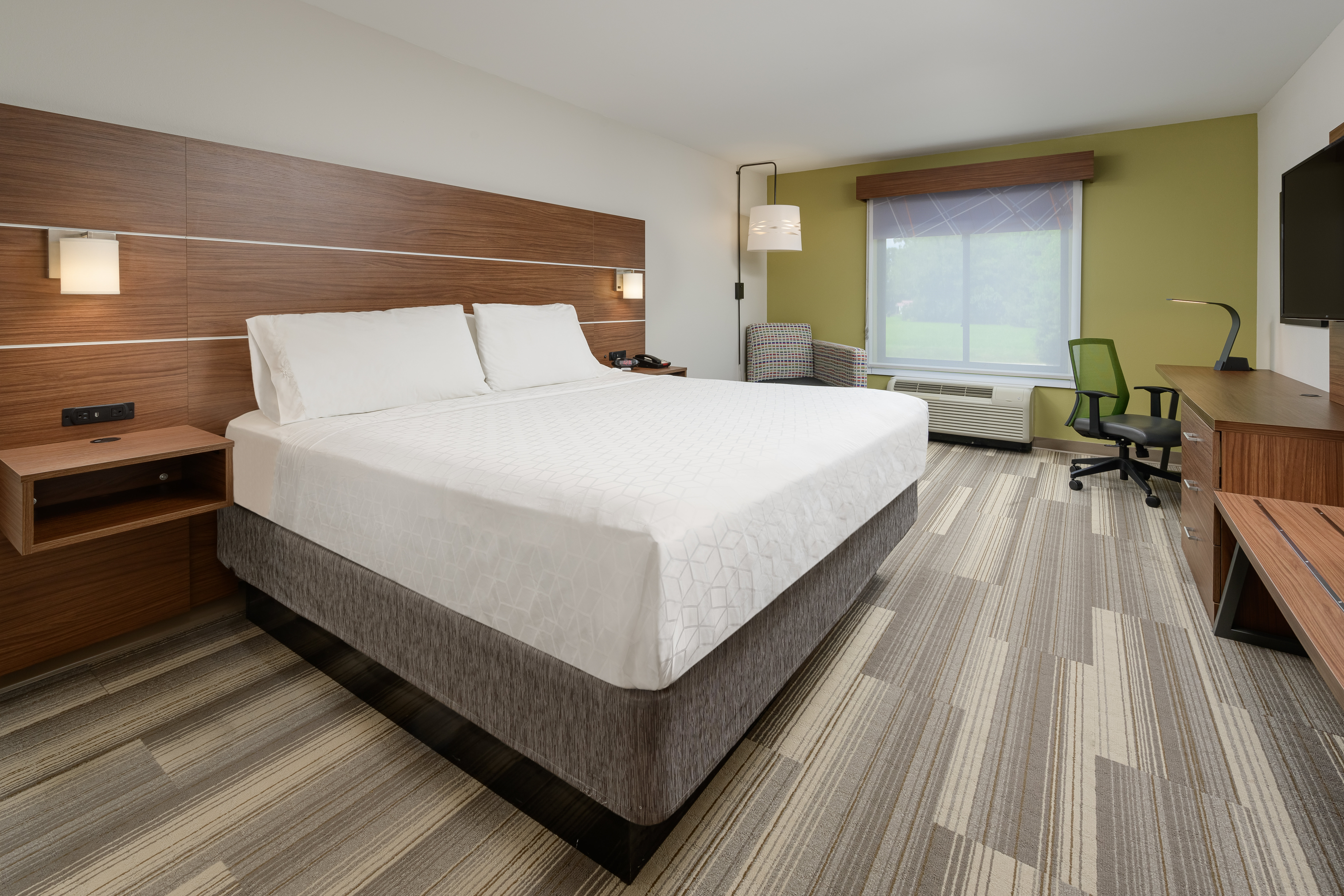 غرفة بسرير كينج لذوي الإعاقة