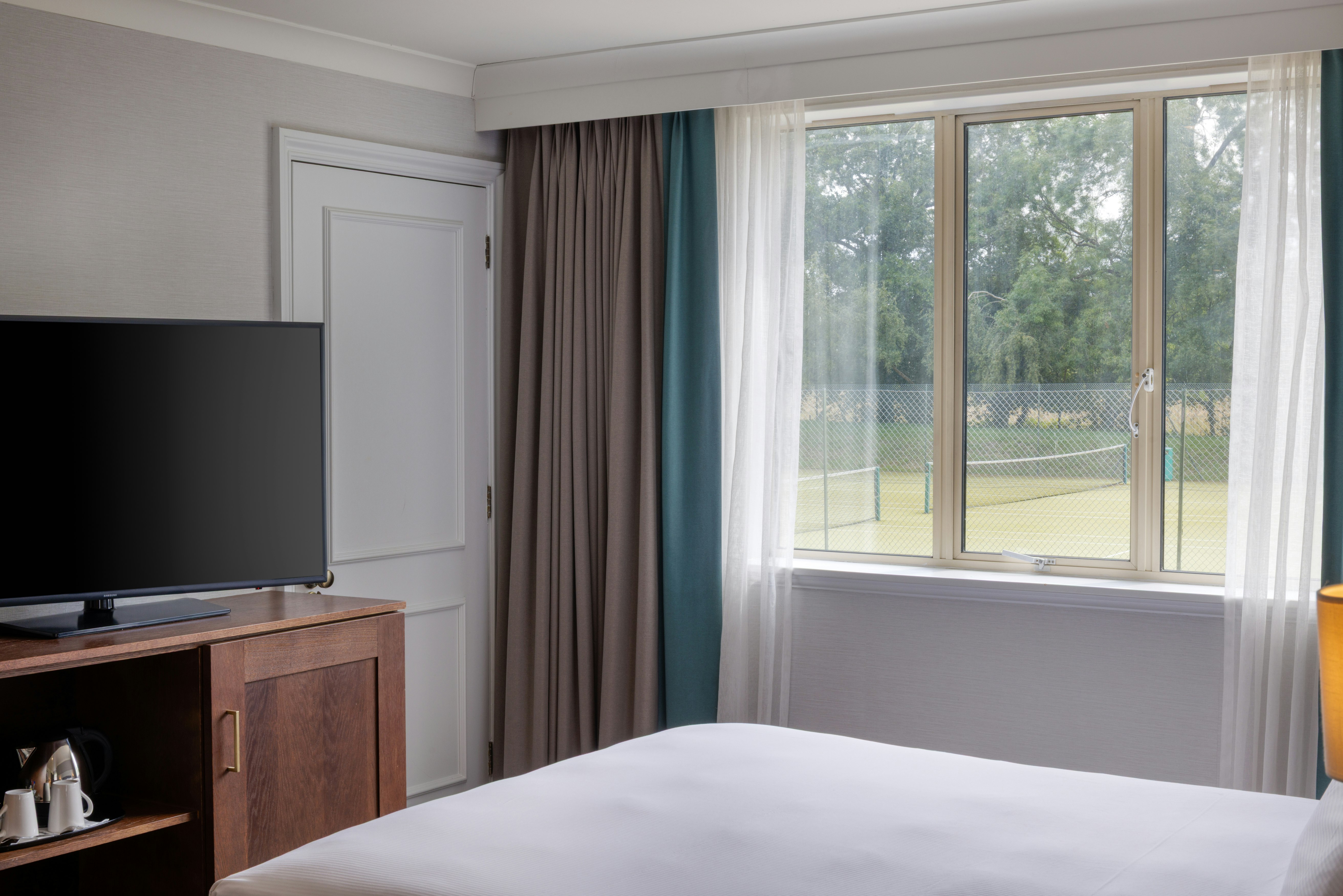 غرفة بسرير كوين، DoubleTree by Hilton St Anne's Manor 13/16