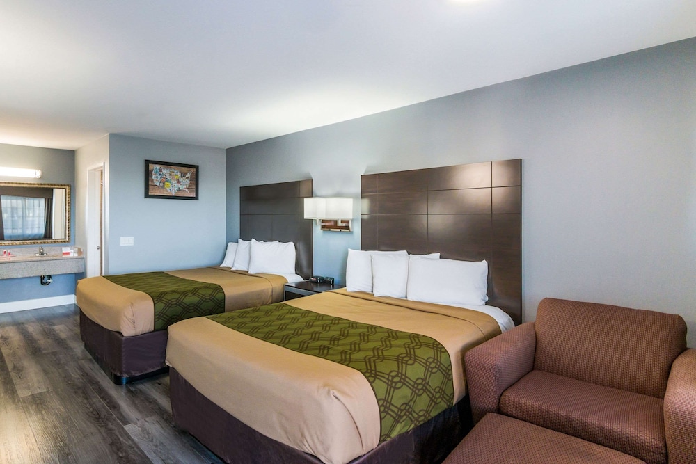 Econo Lodge Hesperia - Victorville I-15 9/43