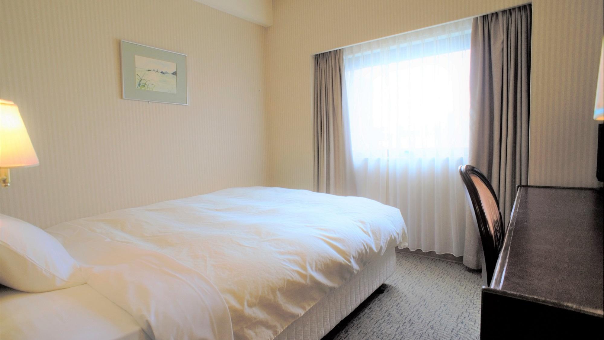 Semi Room, Single, Semi Double Bed