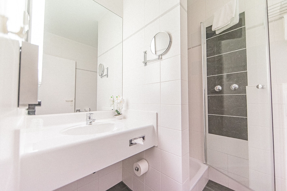 PLAZA Hotel Hanau 58/61
