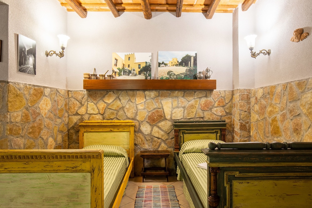 Villa Pilati Bed & Breakfast 25/50