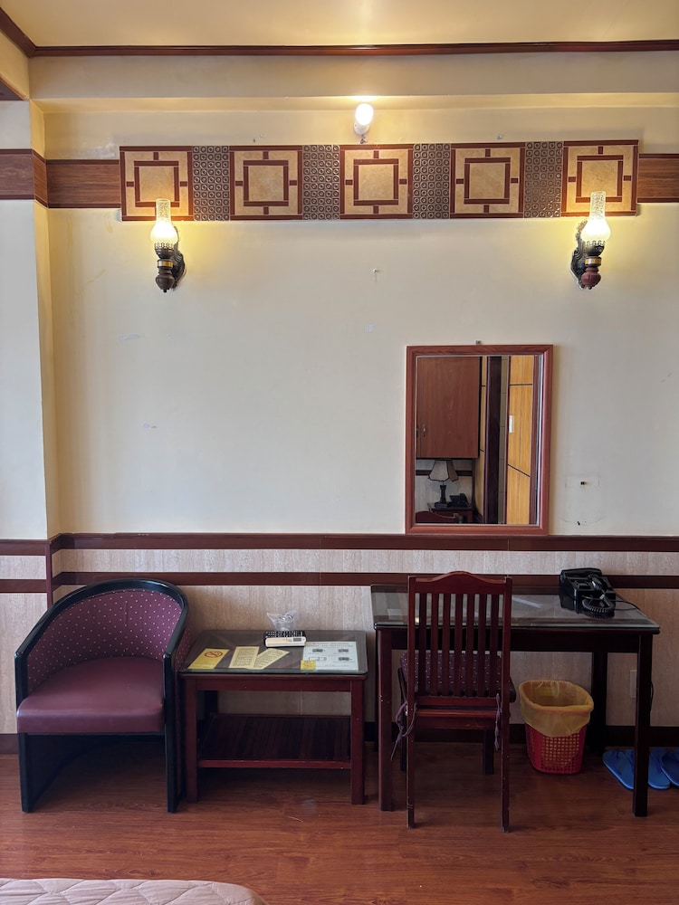 Bi Saigon Hotel 45/60