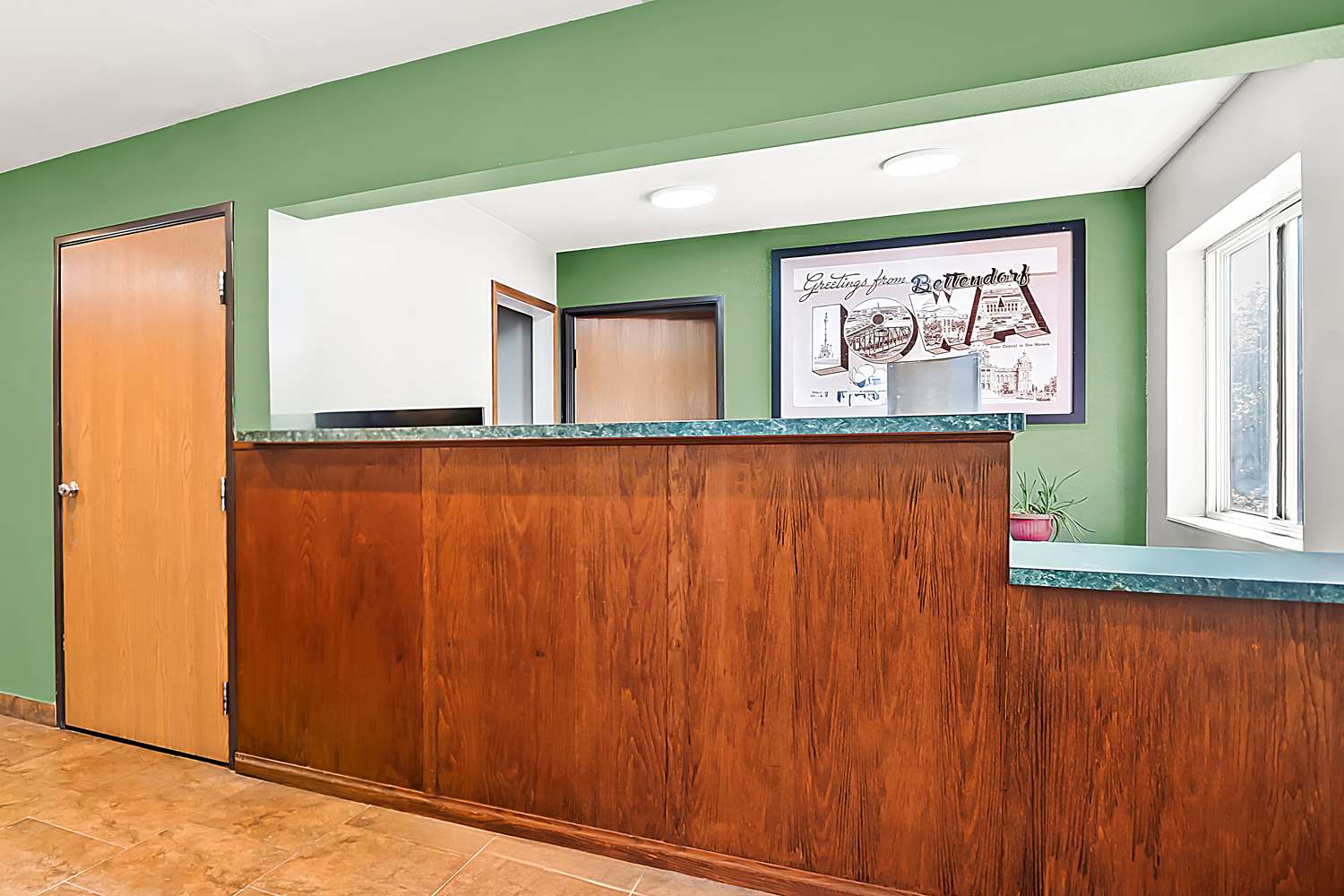Surestay Plus Hotel By Best Western Bettendorf 2/8
