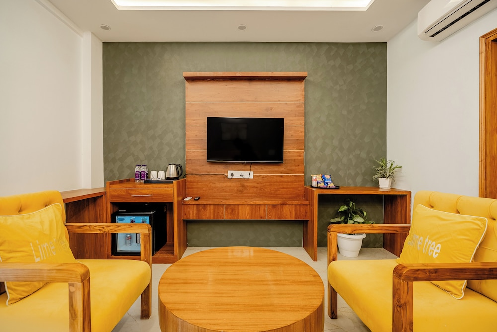 Lime Tree Hotels & Banquet Greater Noida 37/50