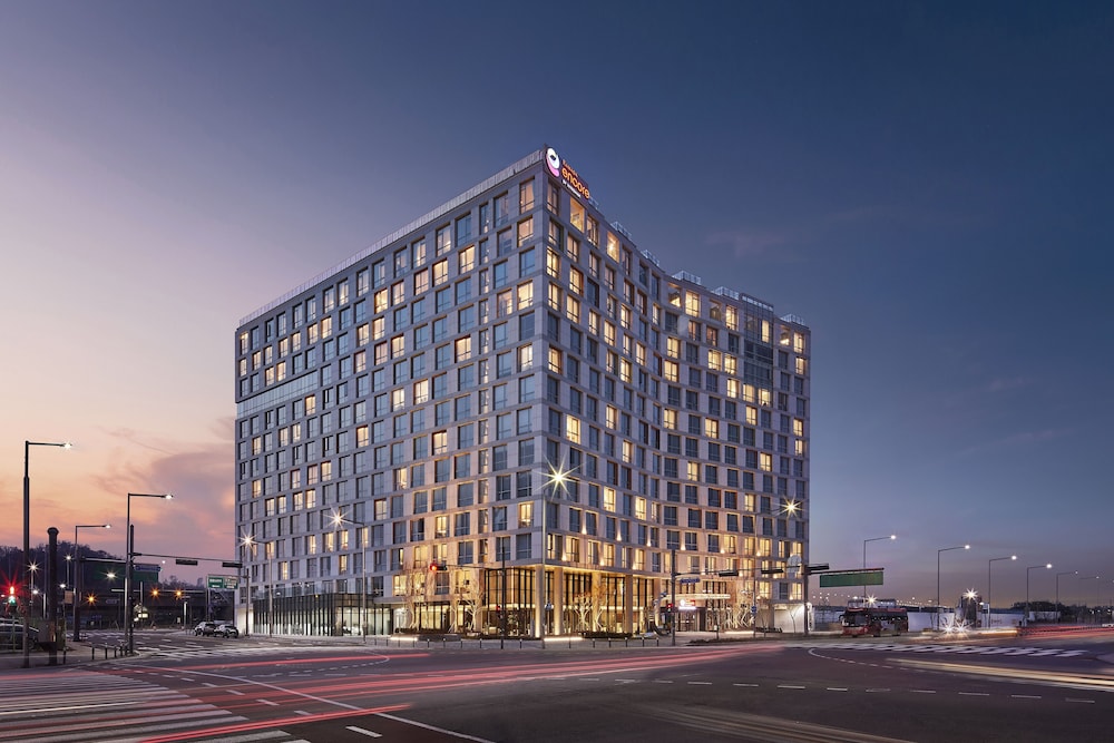 Ramada Encore by Wyndham Gimpo Han River Hotel in GIMPO