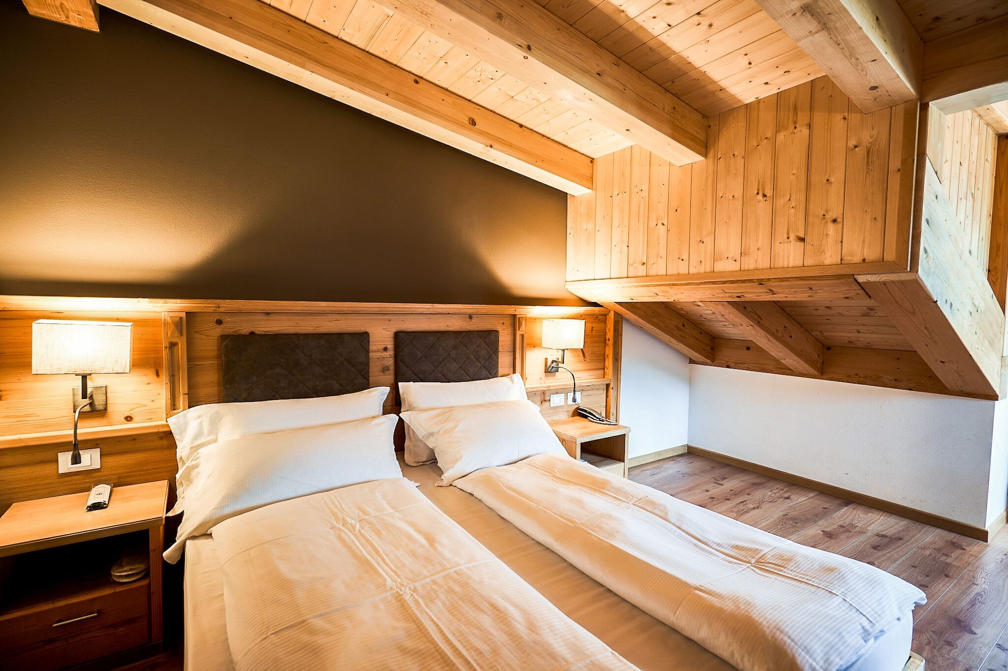 CLASSIC, DOUBLE BED