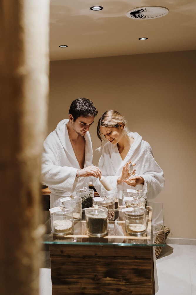 Hotel Lac Salin Spa Mountain Resort 12/72