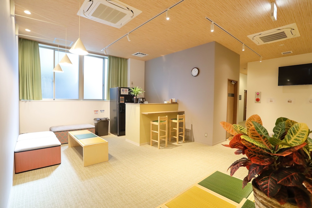 bnb+ Tsuruhashi (ex. Sun Village Tsuruhashi -Hostel) 17/31